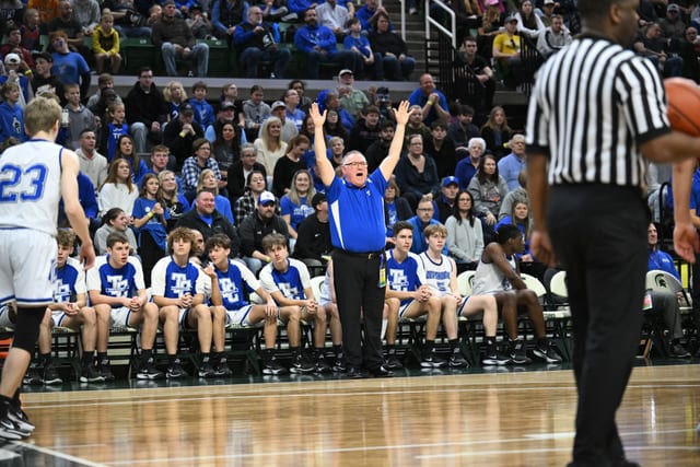 Sacred Heart vs Tri-Unity Christian MHSAA Division 4 title game -- Scott Hasse10